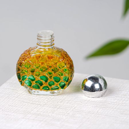 Beautiful Glass Bottle for Perfume or Oil